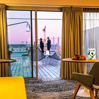 One-Bedroom Suite with View
