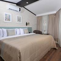 Standard Deluxe Room
