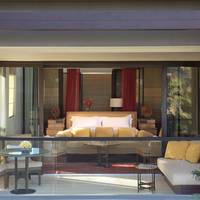 Great Two-Bedroom Family Suite with Balcony