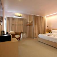 Deluxe Double Room - Building B