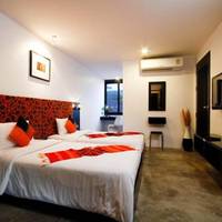 Large Deluxe Double or Twin Room