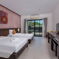 Deluxe Double or Twin Room with Pool View
