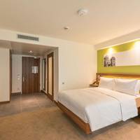 Queen Room - Mobility Accessible - Non-Smoking