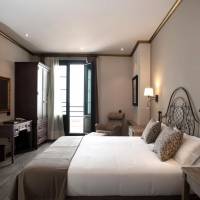 Double or Twin Room with Sea View