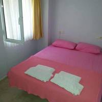Small Triple Room - Garden Floor