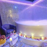 King Suite with Spa Bath