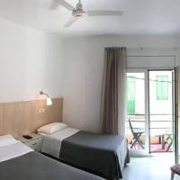 Triple Room with Balcony