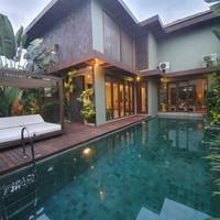 Two-Bedroom Suite with Private Pool and Hot Tub