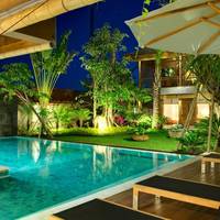Six-Bedroom Villa with Private Pool 