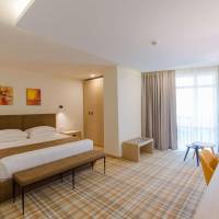 Double Room with King Bed