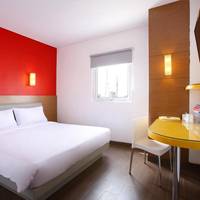 Smart Queen Room