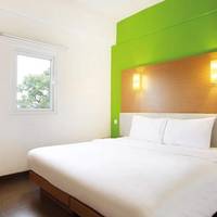 Smart Queen Room
