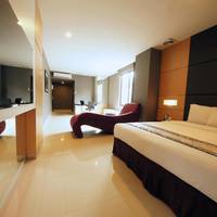 Deluxe Queen Suite