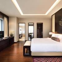 One-Bedroom Sky Suite