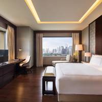 Fairmont Gold King Room - Smoking