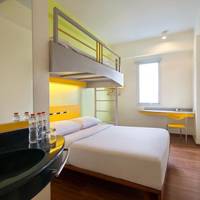 Queen Room with Bunk Bed
