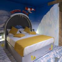 Arctic Standard Room