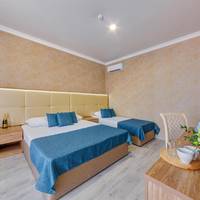 Comfort Triple Room with Mountain View