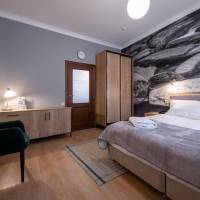 Large Double or Twin Room