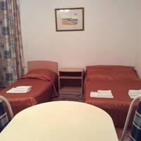 Triple Budget Room