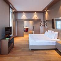 Superior Suite with Mountain View