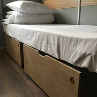 Bunk Bed in Mixed Dormitory Room