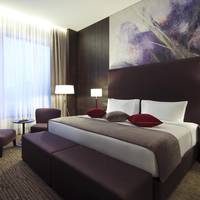 One-Bedroom Suite with Executive Lounge Access