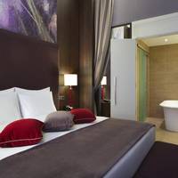 Executive Deluxe King Room with Executive Lounge Access