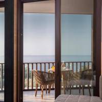 Deluxe King Sea View