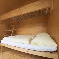 Triple-bed Cottage with Shared Bathroom
