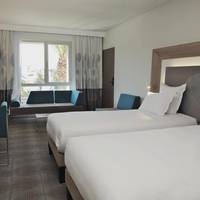Superior Twin Room with Sea or Park View