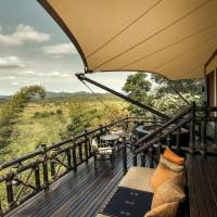 Deluxe Tent with One King Bed