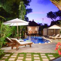 Villa with Pool View
