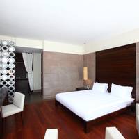 Deluxe Double Room with Garden View