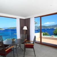 Suite 81 with Full Bay View