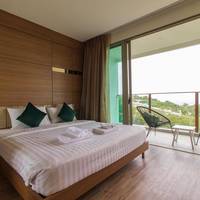 Studio Apartment with Sea View