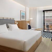 Classic Double Room with Balcony (1 Adult)