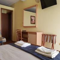 One-Bedroom Apartment with Balcony and City View (3 Adults)