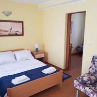 Comfort One-Bedroom Apartment with Balcony (4 Adults)
