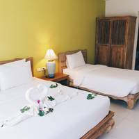 Deluxe Double or Twin Room with Pool View