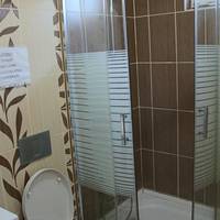 Трехместный