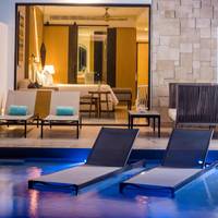 Romance Junior Suite Swim Out Partial Ocean View
