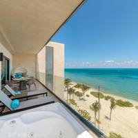 Serenity Club One Bedroom Master Suite Ocean Front