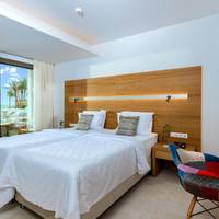 White Deluxe Double Room