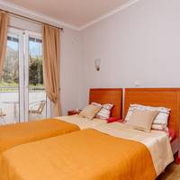 One-Bedroom Apartment with Terrace