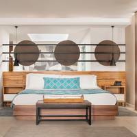 Jr. Suite Outdoor Jacuzzi - Free WiFi