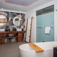  Elegance Club Junior Suite Ocean Front with Outdoor Jacuzzi (Adults only, 18+) - Free WiFi