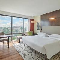 Executive Suite - Club Access