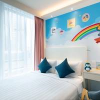 COZi Superior Penguin Style Twin or Double Room
