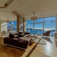 Luxury Three-Bedroom Apartment with Terrace and Sea View 